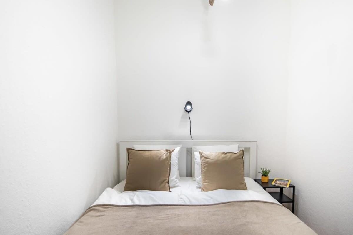 Convenient At Gastro Driven Location Apartman