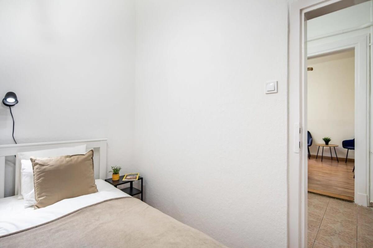 Convenient At Gastro Driven Location Apartman *